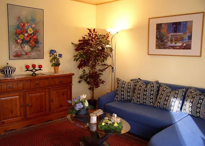 Gaestehaus Birnbaumhof 3*